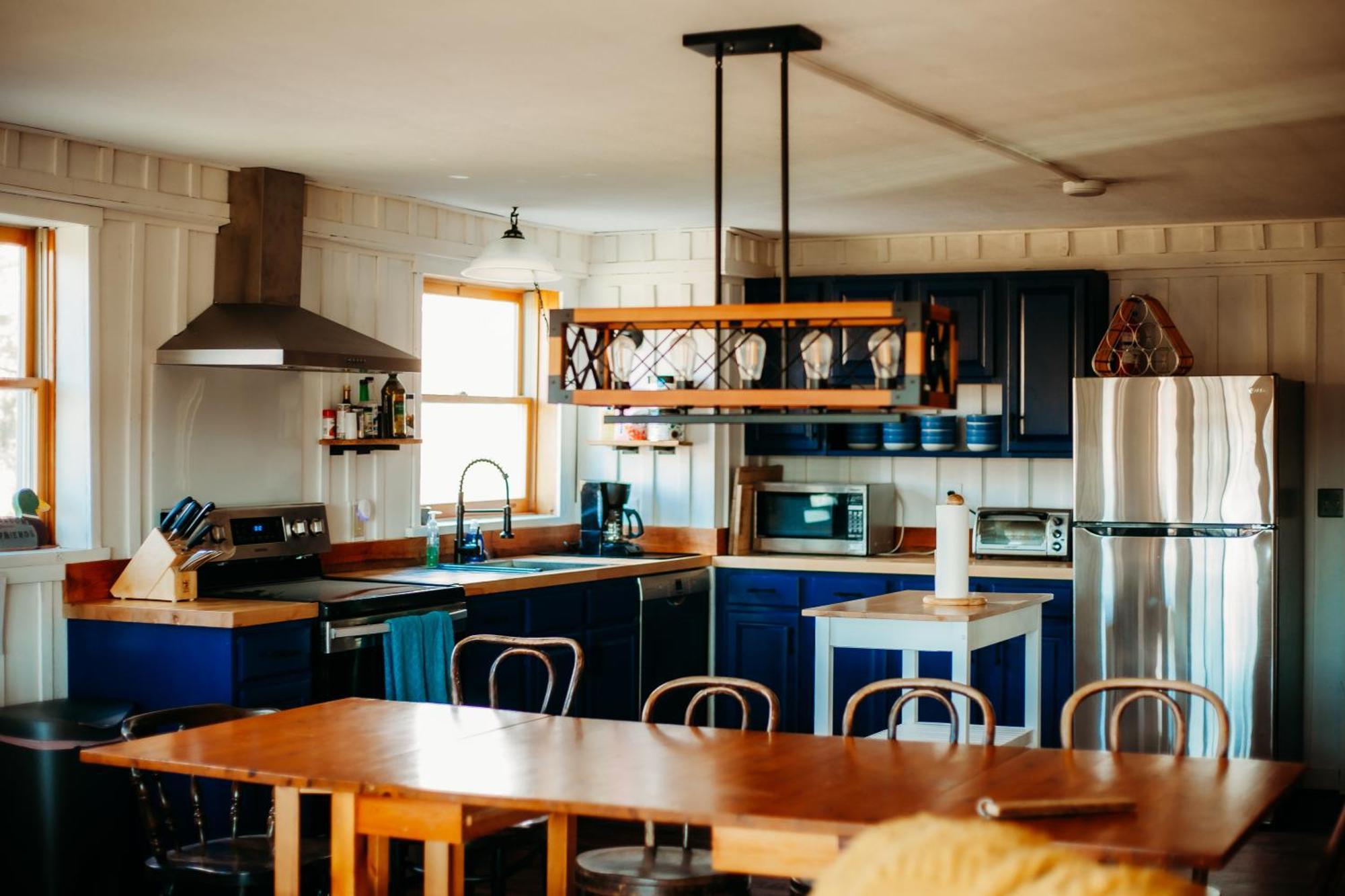 The Barn At Evermore: Riverfront Retreat W/Hot Tub Luray Exterior foto